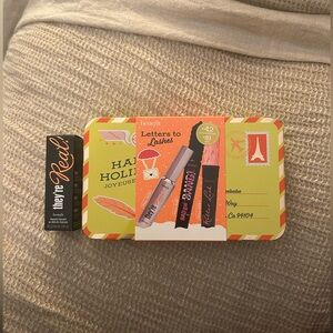Benefit Holiday Gift